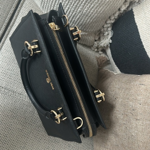 💗Michael Kors💗 - Picture 6 of 10